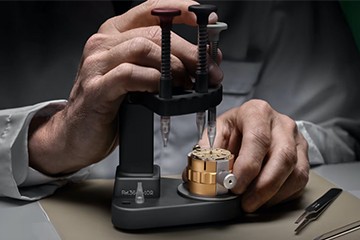 北京百达翡丽手表有水气维修